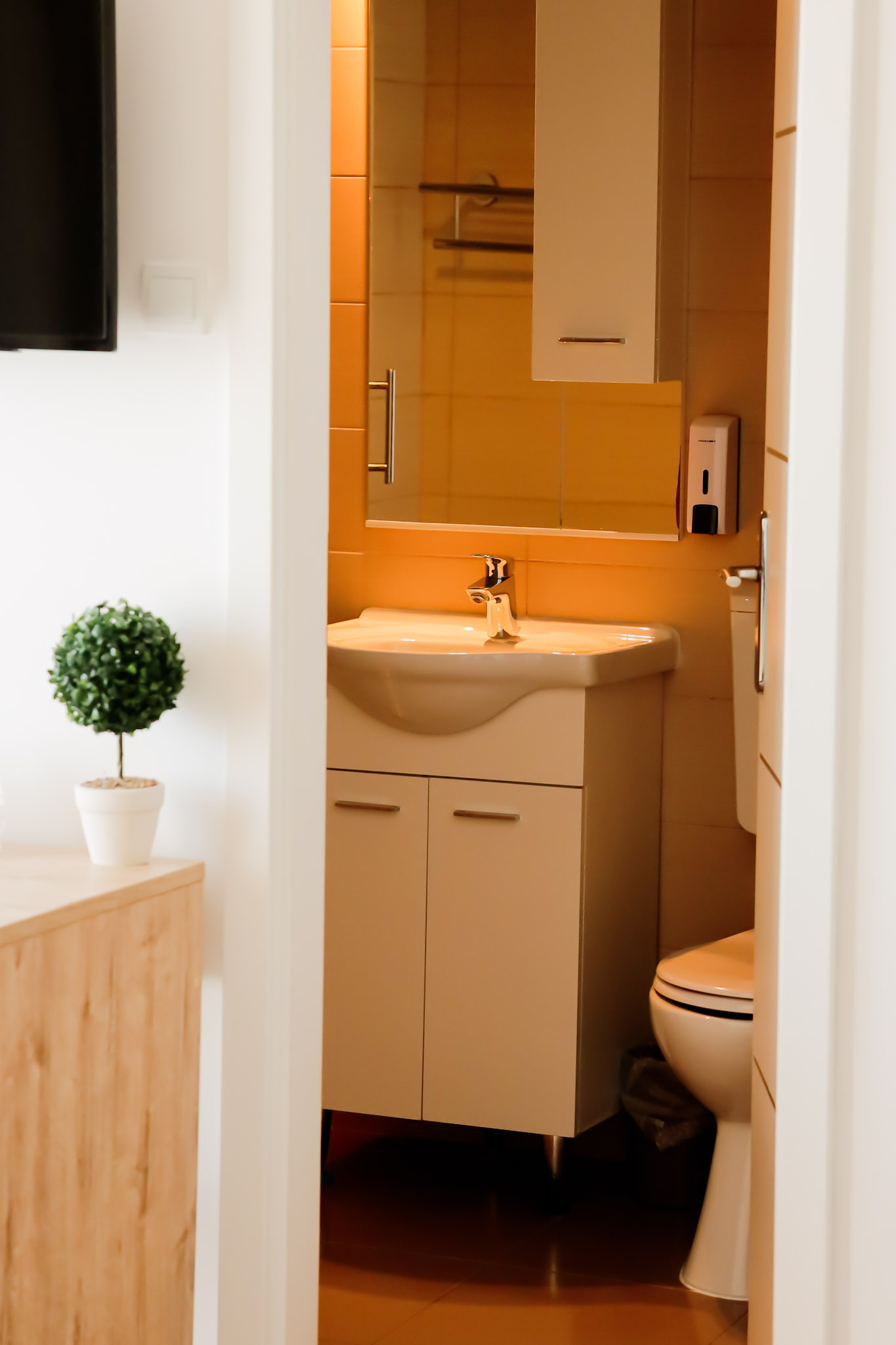 London Rooms Zagreb Airport - fotografija sobe 9